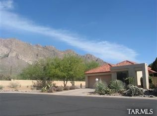 320 E Suntree St, Tucson, AZ 85737