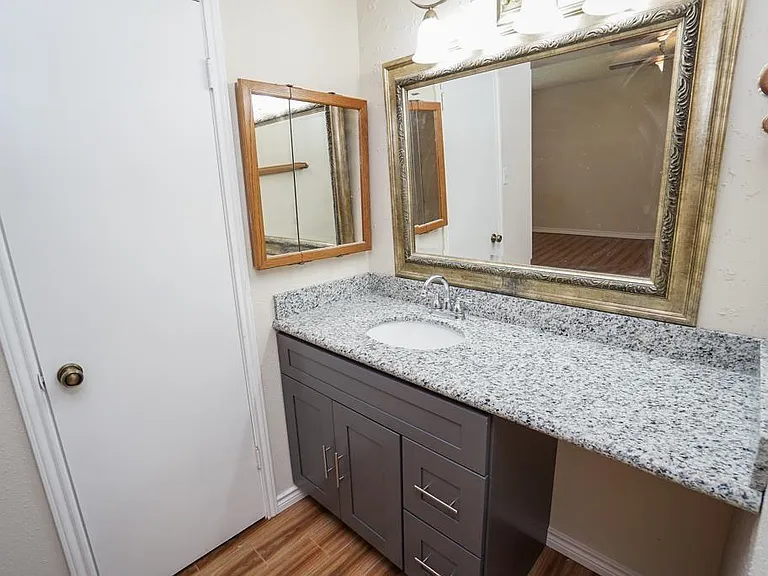 2722 Amaranth Dr — Photo 25