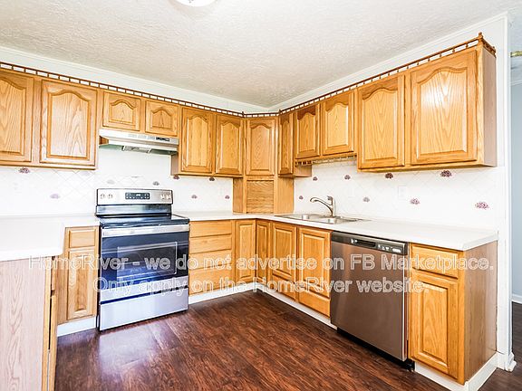 5th image of 970 Edgewood Dr