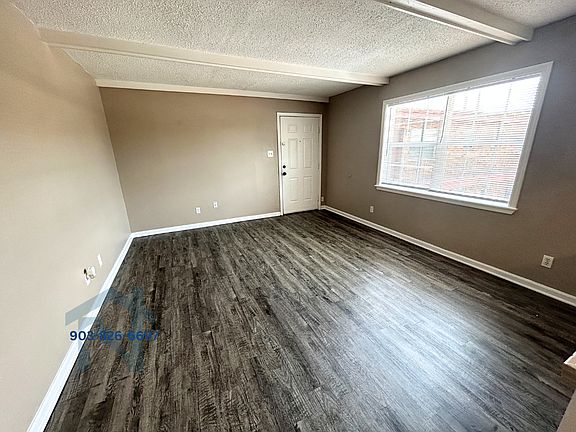 3rd image of 501 Westlawn Dr #11374743