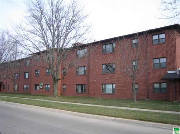 1317 Seneca St APT 307, Storm Lake, IA 50588