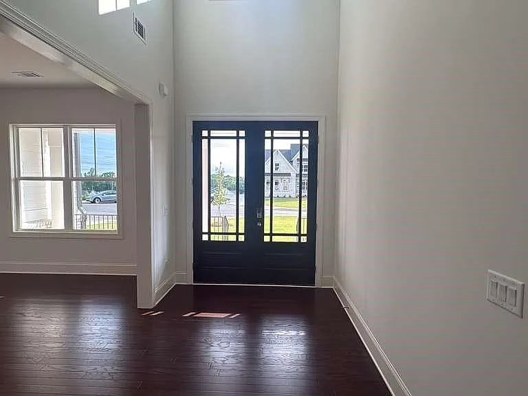 5365 Travers Ln — Photo 8