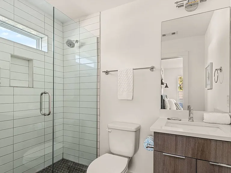 208 Myrtle St #A — Photo 7