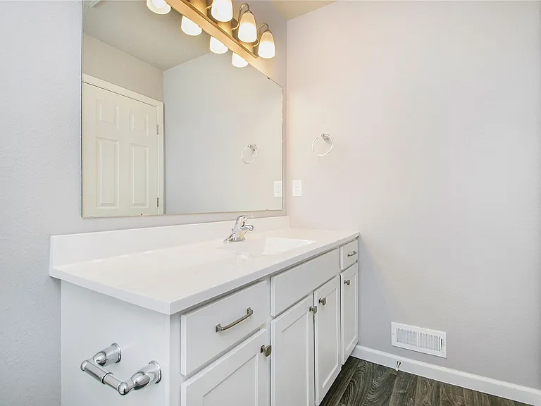 321 Catera Ct — Photo 21