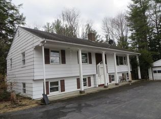 190 Adams Dr, Saint Johnsbury, VT 05819