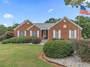 629 Teal Dr, Winder, GA 30680