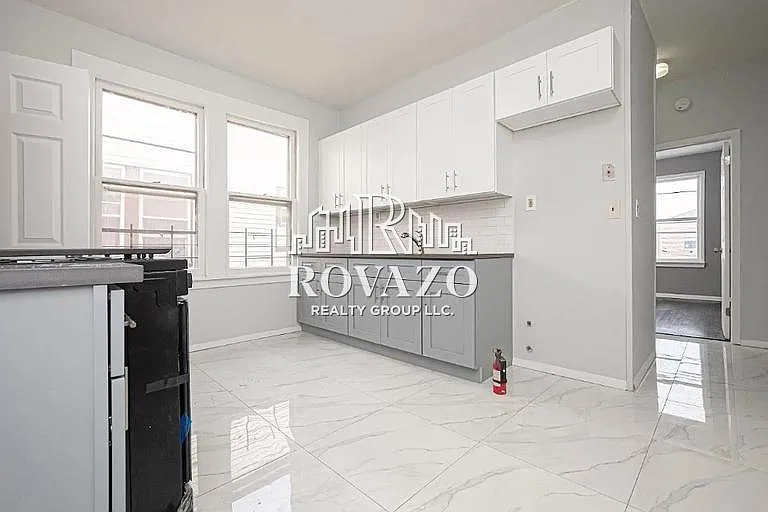 20 Ellis Ave #2 — Photo 4