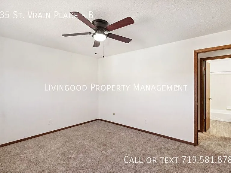 435 Saint Vrain Pl #B — Photo 8