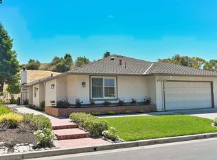 738 Paradise Valley Ct N, Danville, CA 94526