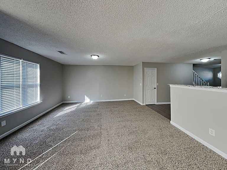 6332 Hickory Lane Cir — Photo 2