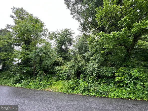 Capitol Heights Blvd, Capitol Heights, MD 20743