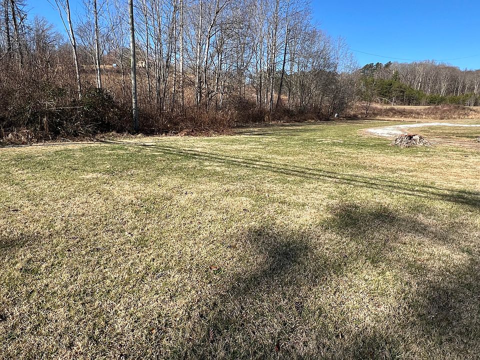 2nd image of 5710 State Highway 1232