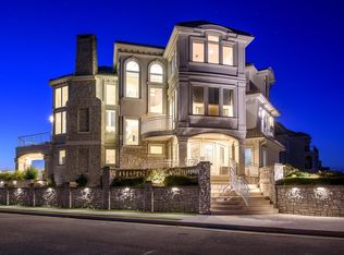32 Ocean Dr W, Brigantine, NJ 08203