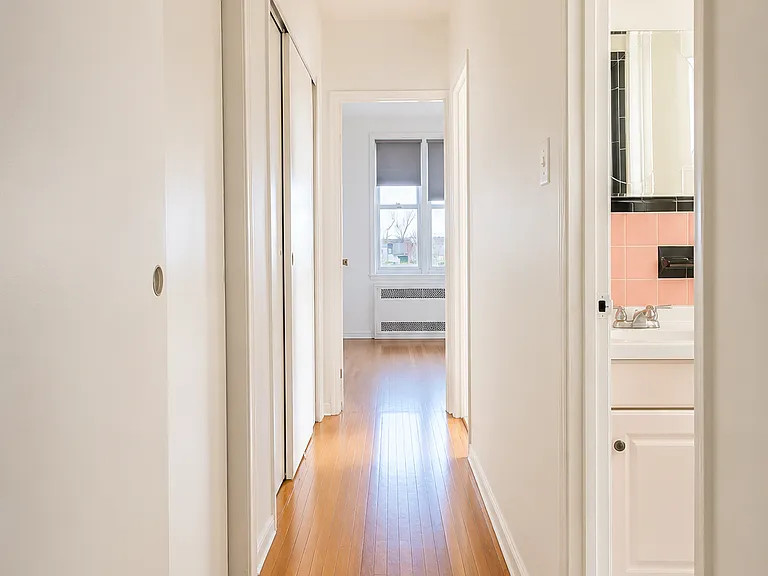 515 Avenue I #101 — Photo 7