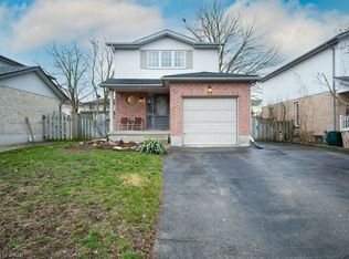 35 Tagge St, Kitchener, ON N2K3R7