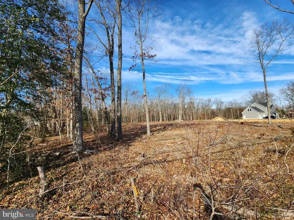 205 W Malaga Rd, Williamstown, NJ 08094
