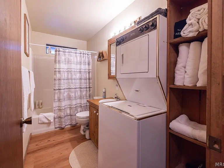 741 Kern Ave — Photo 14