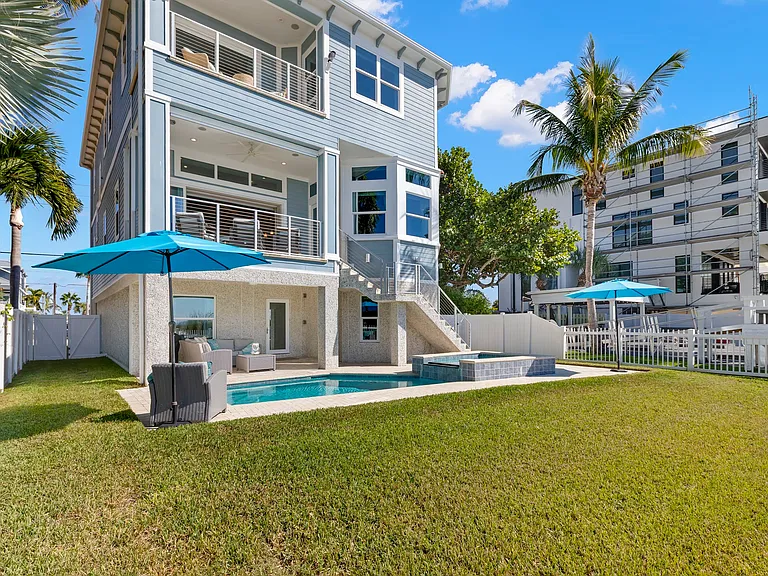 10042 Gulf Blvd — Photo 80