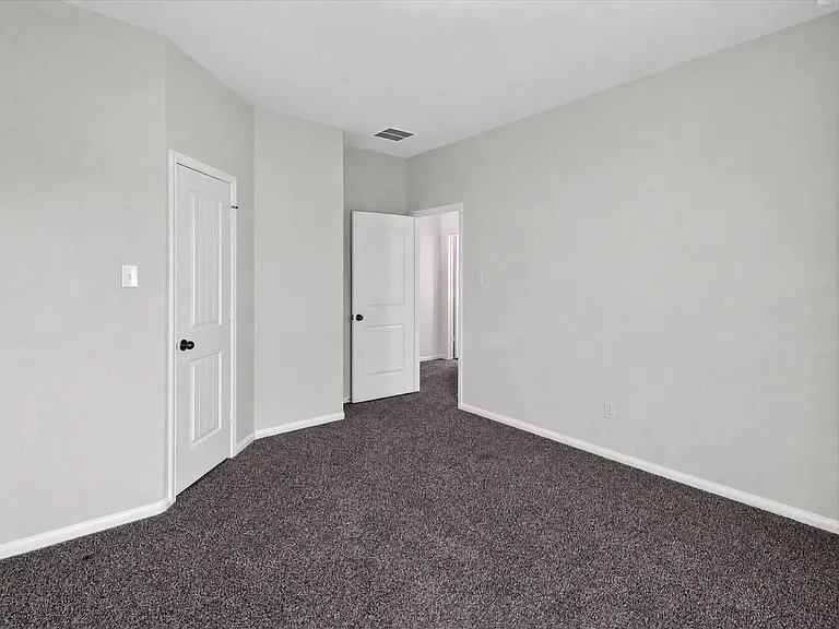 24839 Goldoni Dr — Photo 23