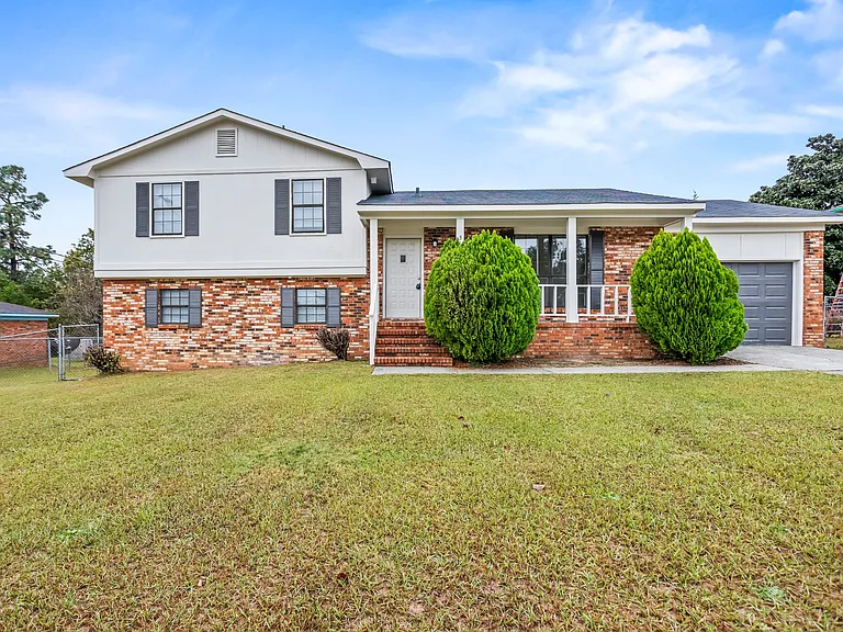 3709 Kingsgate Dr — Photo 1