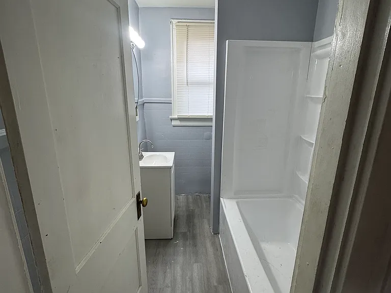 4210 Lowry Ave #3 — Photo 7