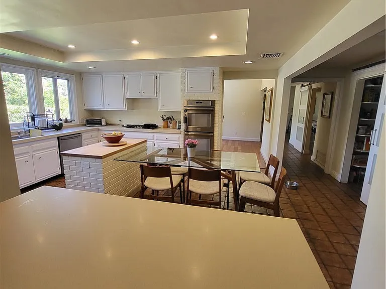 191 Dapplegray Rd — Photo 11