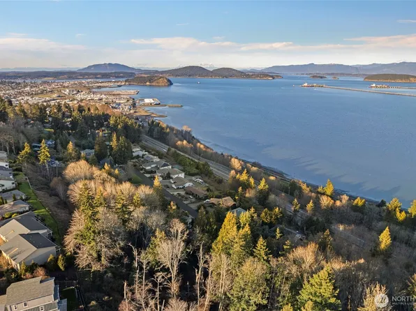 4224 Mitchell Drive, Anacortes, WA 98221