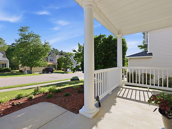 5th image of 3213 Landing Falls Ln