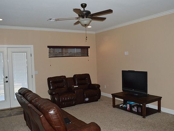 3rd image of 159 E Saddlehorn Dr