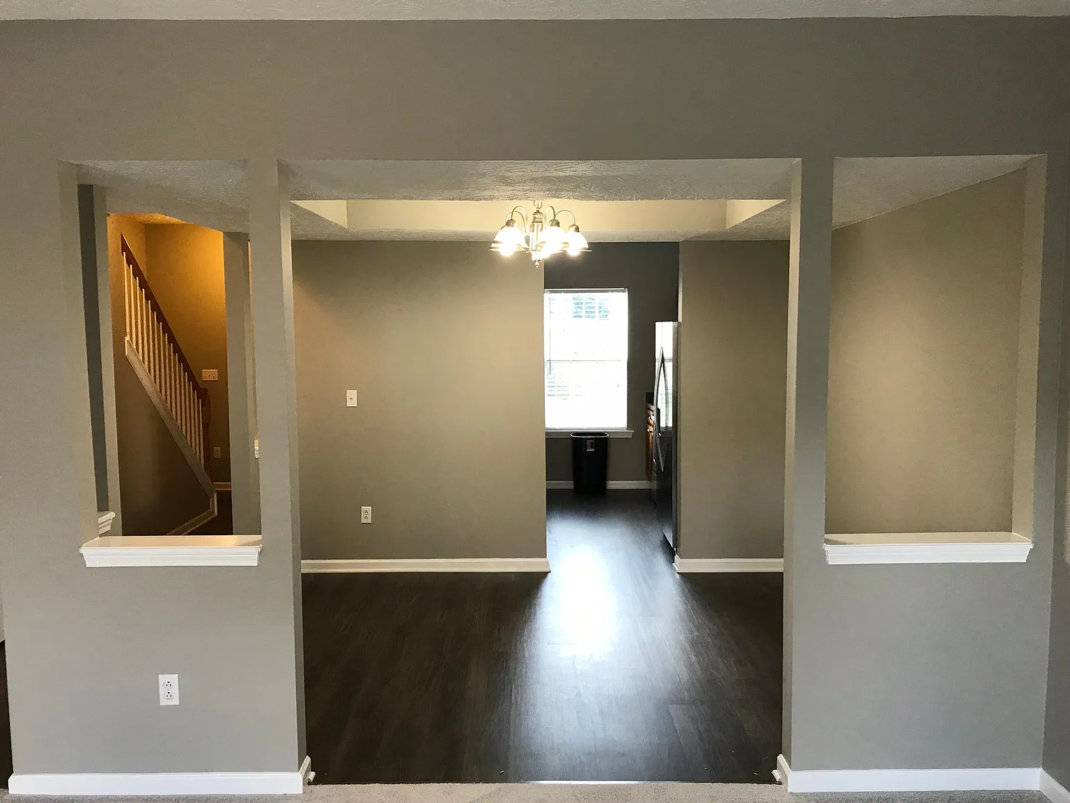 3855 Lochdale Ter — Photo 3