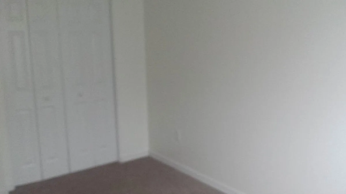 3 bed, 1100 sqft, $1,395 — Photo 3