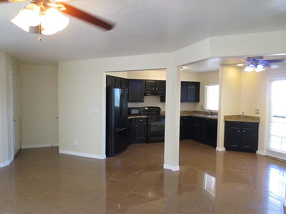 4th image of 13035 N 34th St Unit 8