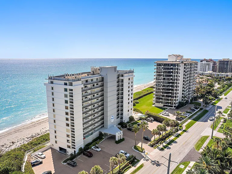 840 Ocean Dr #905 — Photo 35