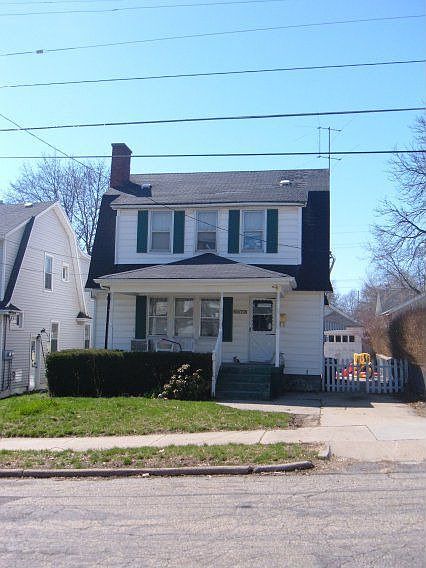 1st image of 47 Auburn Ave NE