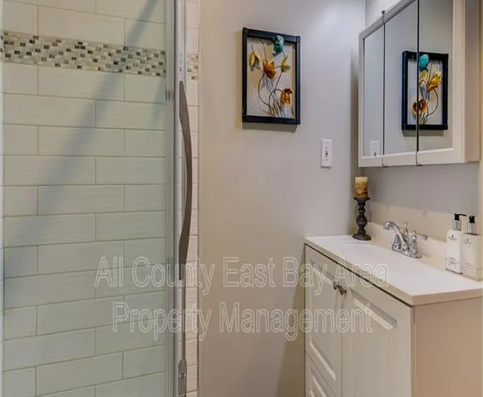 1535 Pomona St — Photo 10