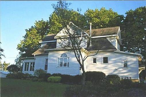 1st image of 107 SW Hamilton St S