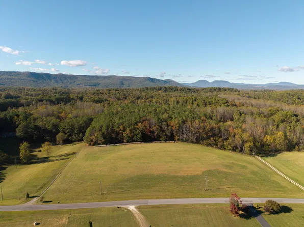 0 Red Clover Ln, Natural Bridge, VA 24578