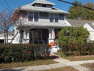 5th image of 435 Bellevue Ave