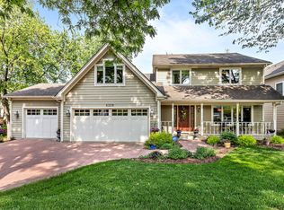 5329 Fairview Ave, Downers Grove, IL 60515