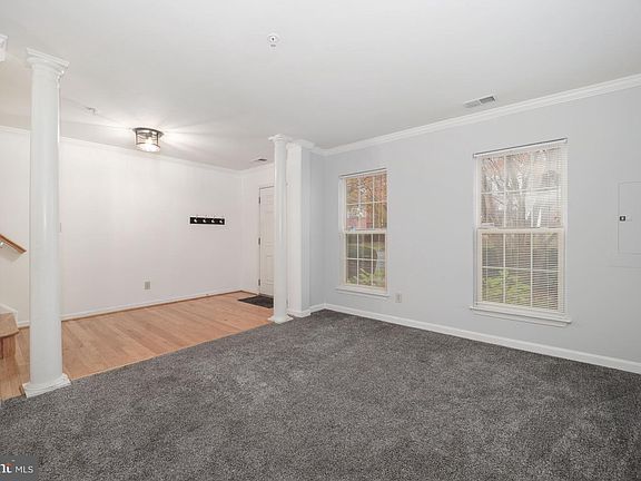 2nd image of 9724 Washingtonian Blvd