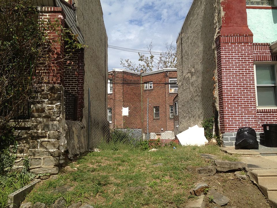 1st image of 607 W Annsbury St