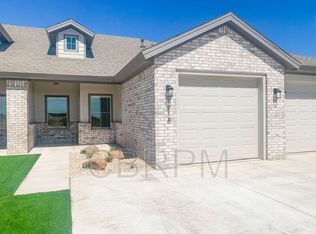 1218 N 7th St, Wolfforth, TX 79382