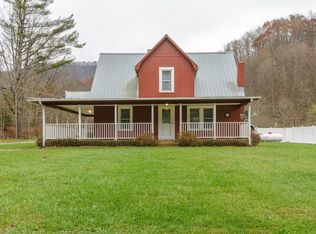 724 Squire Ln, Marion, VA 24354