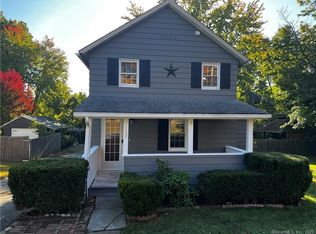 158 S Center St, Windsor Locks, CT 06096