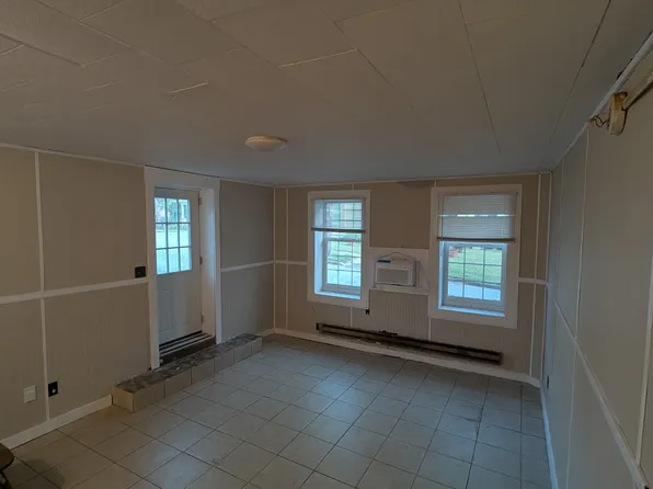 309 S 5th St #G, Murray, KY 42071