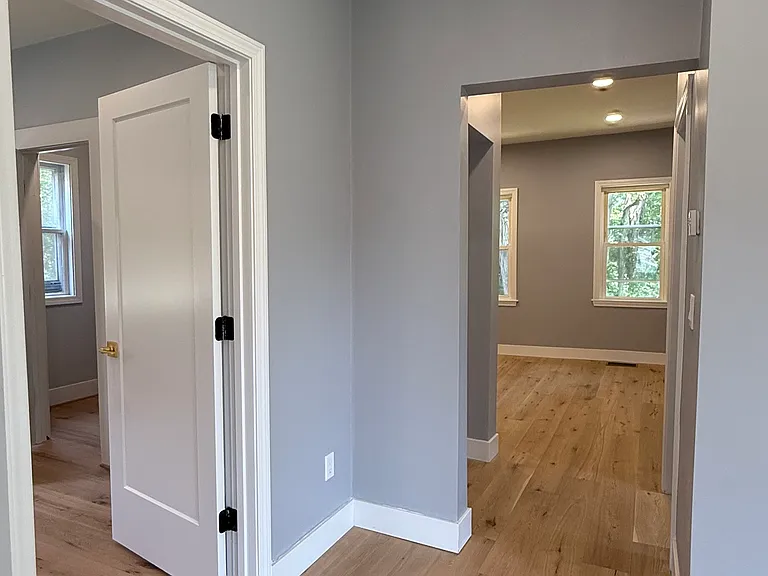 706 W Main St #2 — Photo 6