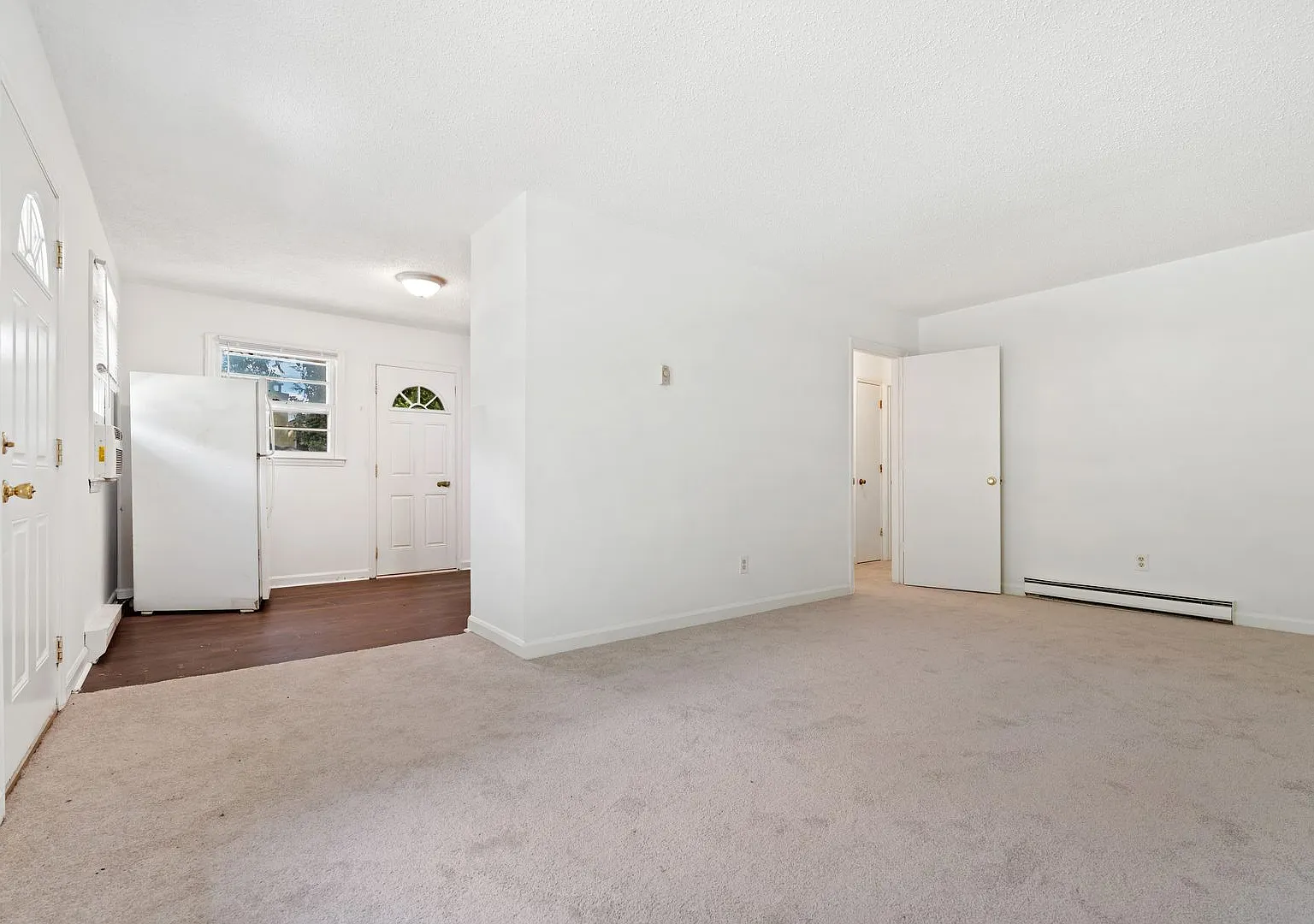 107 W. Stinson — Photo 3