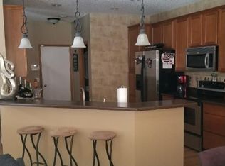 11009 Oak Grove Cir UNIT D, Woodbury, MN 55129