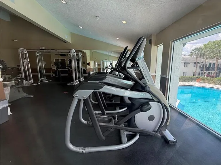 4405 S Semoran Blvd #5 — Photo 7
