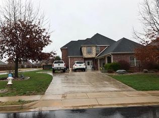 1661 Foxboro Ct, Bentonville, AR 72712